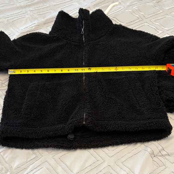 lululemon athletica Black Teddy Jacket - Picture 6 of 7